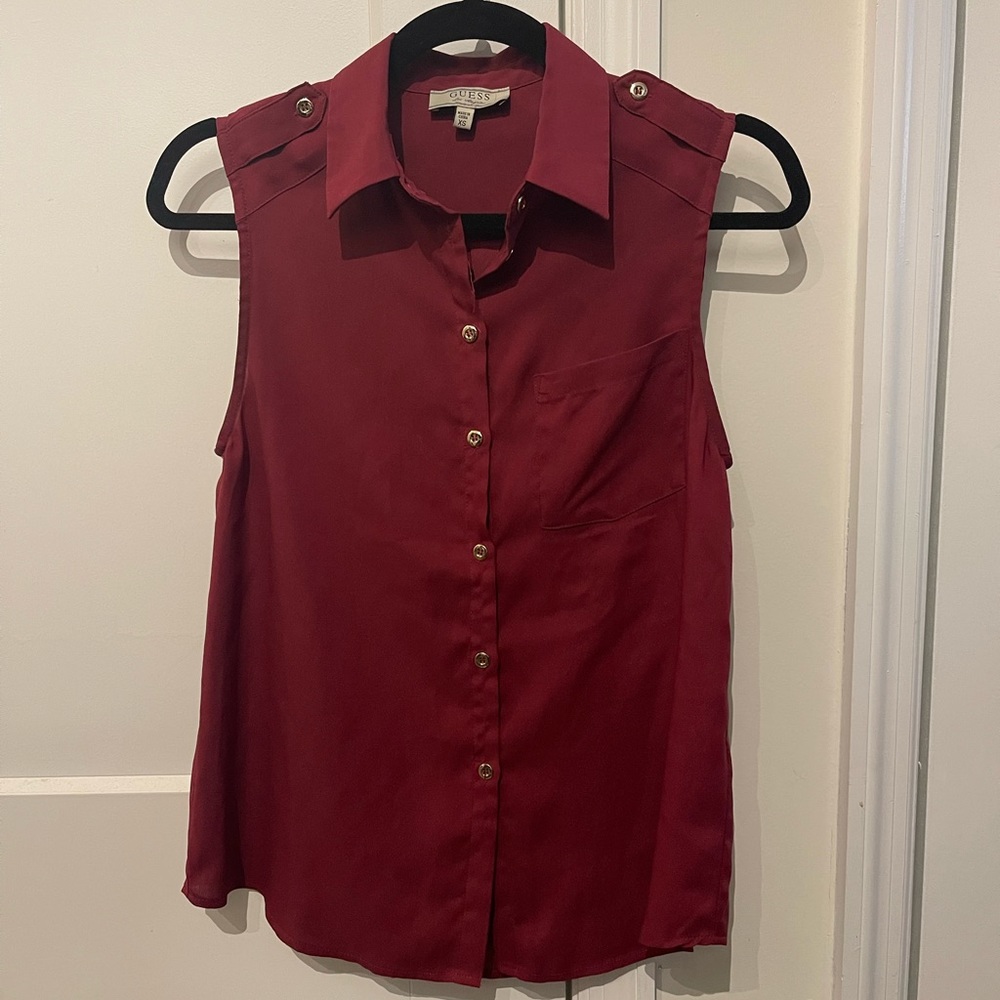 XS Red Sleeveless Button Up Sleeveless Tank